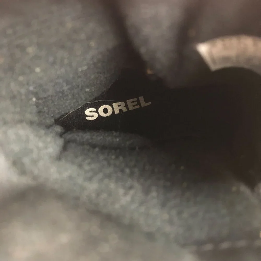 Sorel Kids Size 10 Cheyanne Brown Leather Waterproof Strap Duck Winter Boots